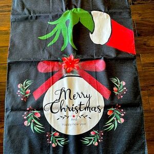 Grinch house flag